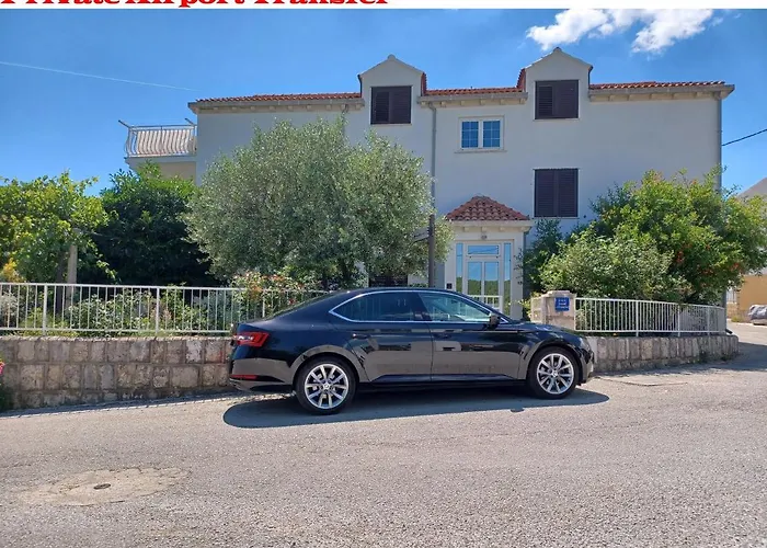 Martinovic 2 Apartment *